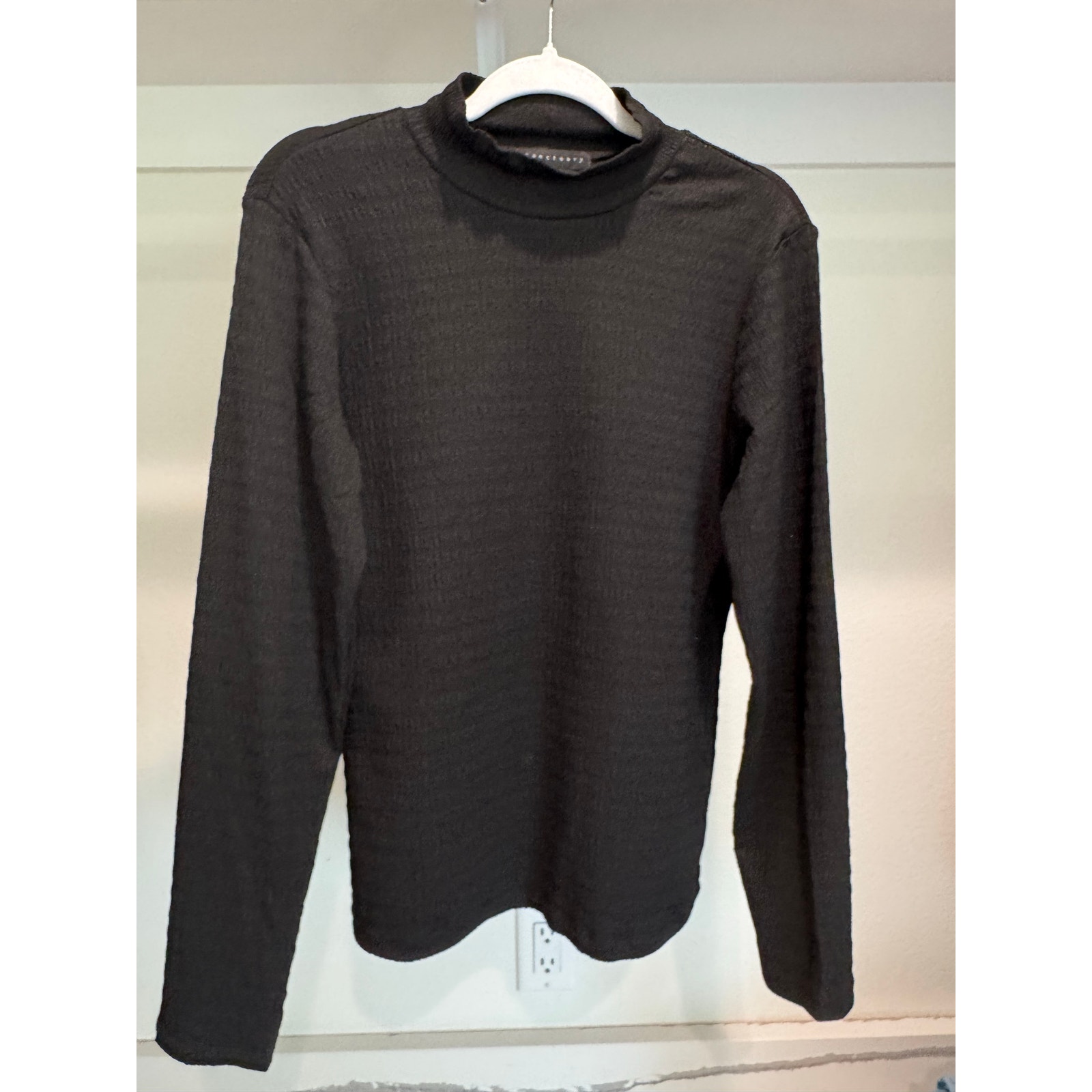 Sanctuary Women's Mock Neck Black Textured Blouse Long-Sleeve Shirt Size Large
